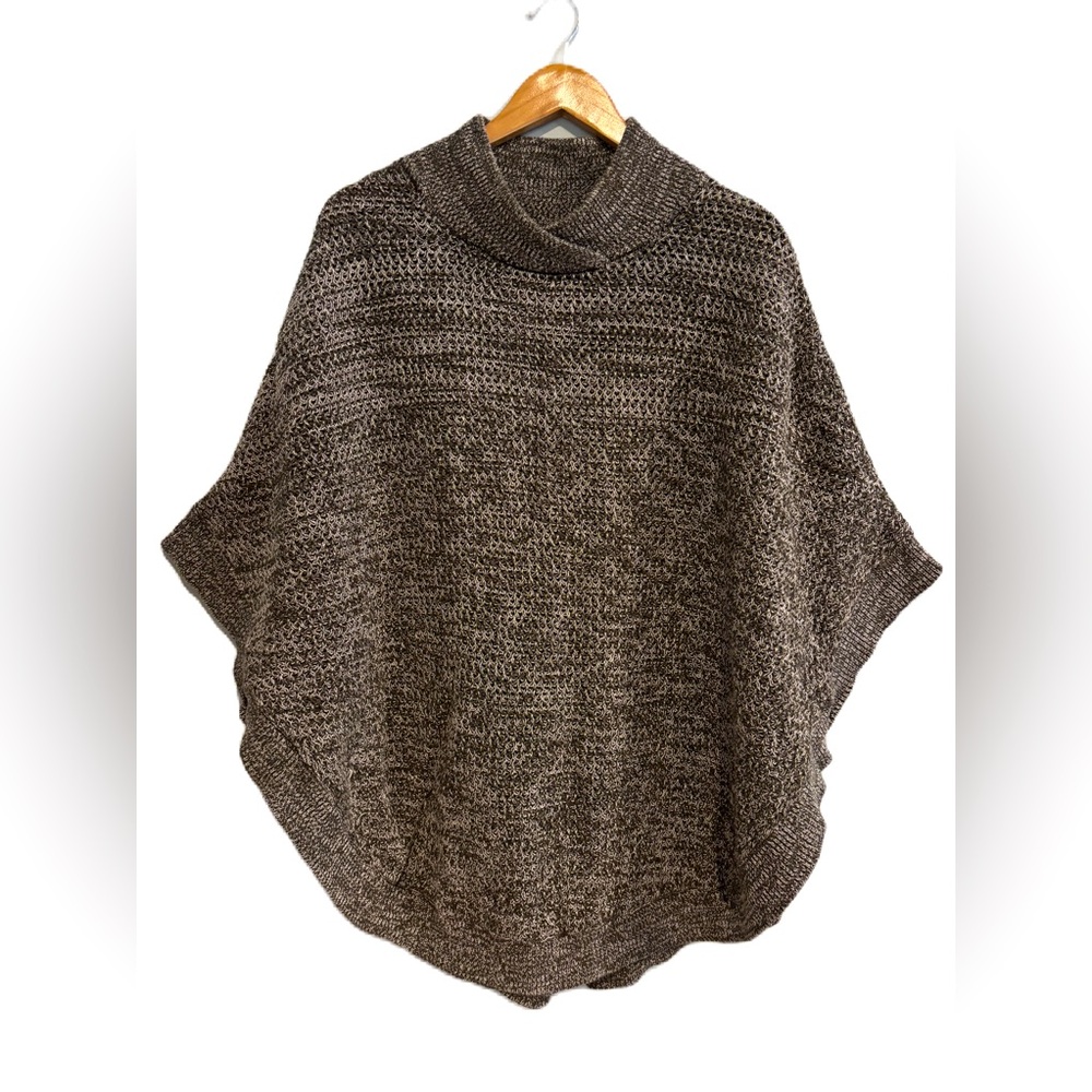 Banana Republic Factory Taupe and Ivory Cotton Poncho Size M/L